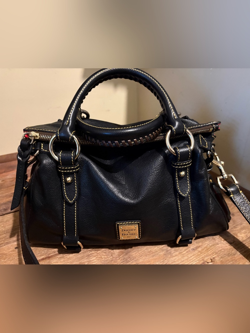 Vintage *Made in USA* Dooney & Bourke Black Florentine Satchel